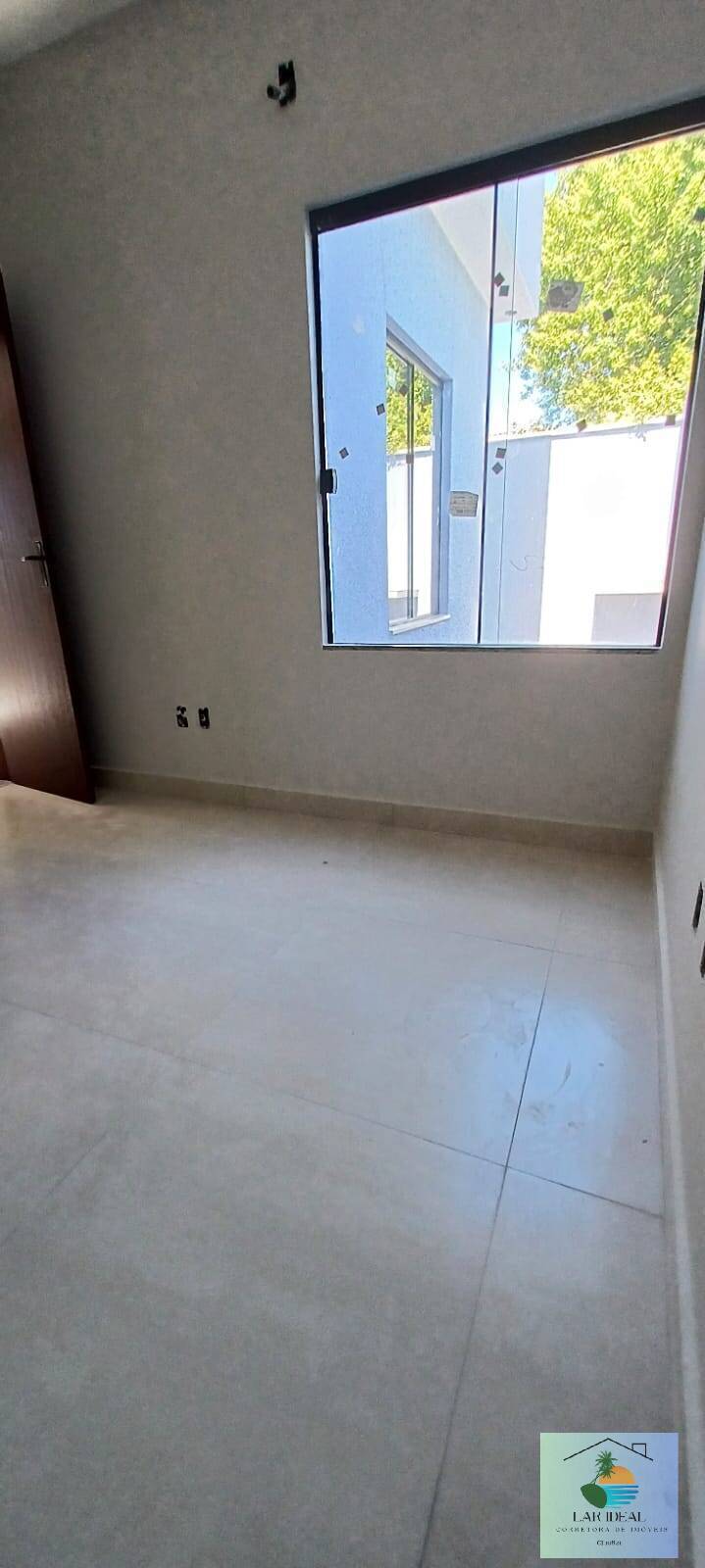 Casa à venda com 3 quartos, 70m² - Foto 13