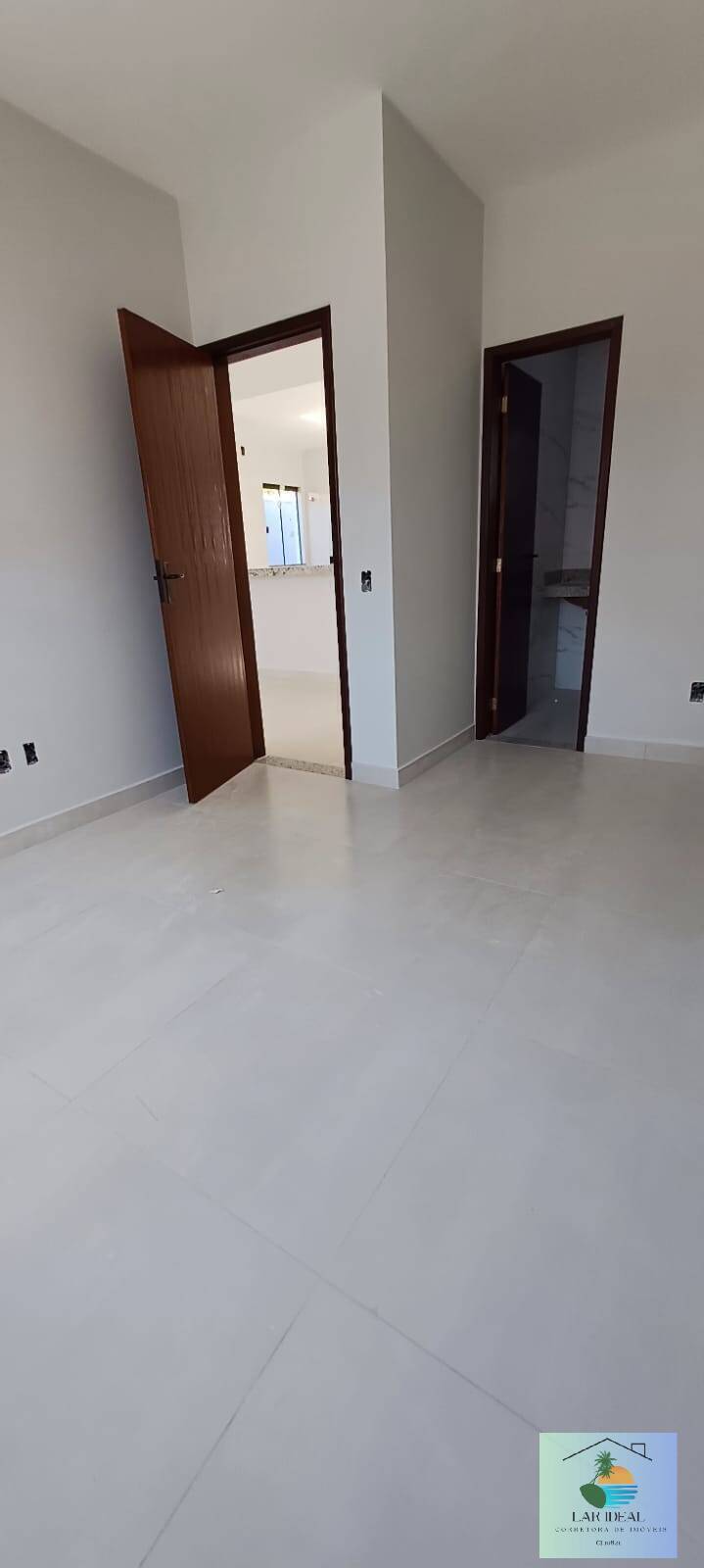 Casa à venda com 3 quartos, 70m² - Foto 18