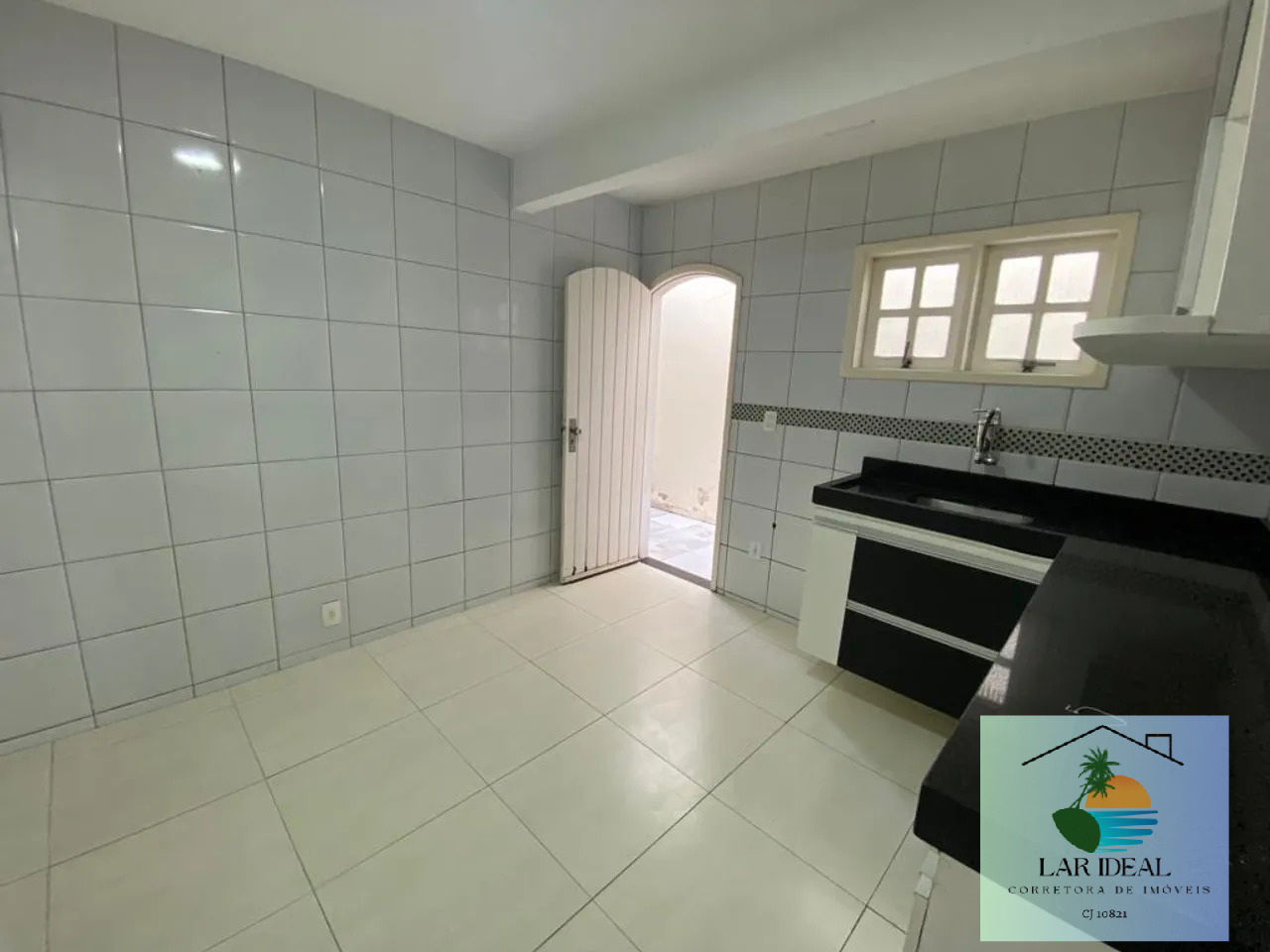 Casa à venda com 2 quartos, 66m² - Foto 5