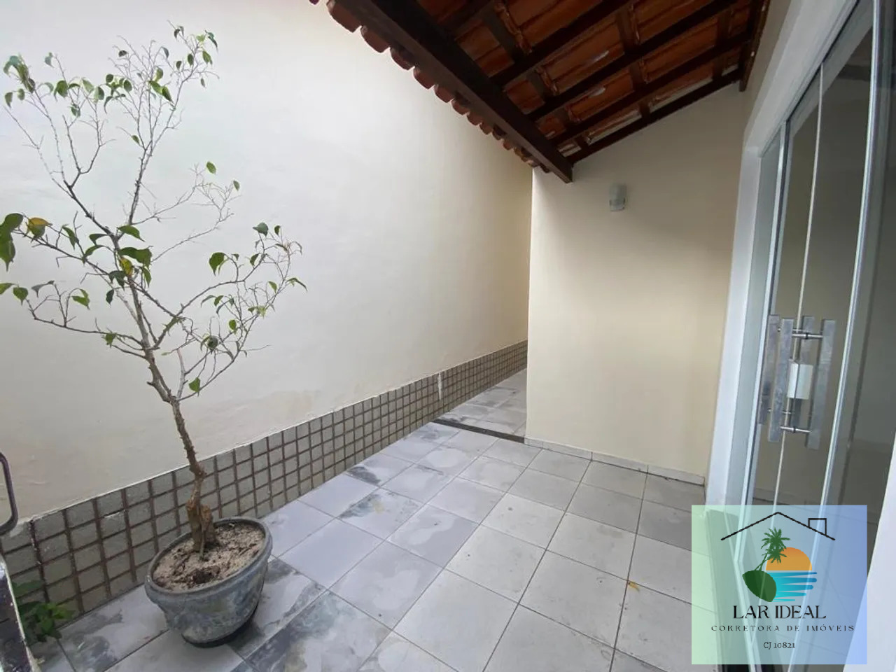 Casa à venda com 2 quartos, 66m² - Foto 15