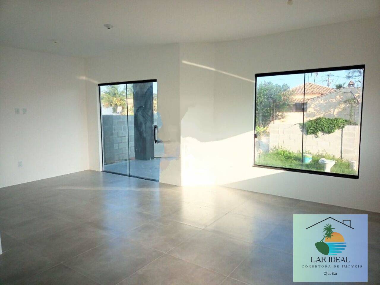 Casa à venda com 2 quartos, 85m² - Foto 4