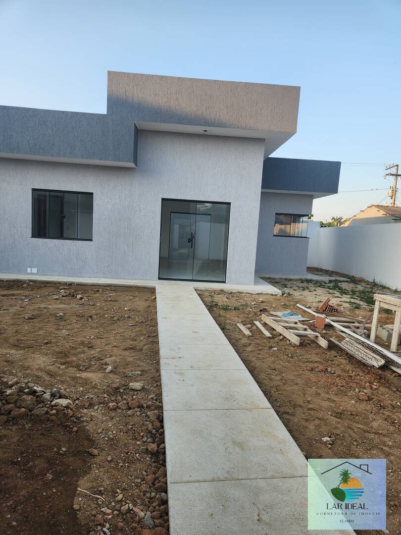 Casa à venda com 3 quartos, 80m² - Foto 1