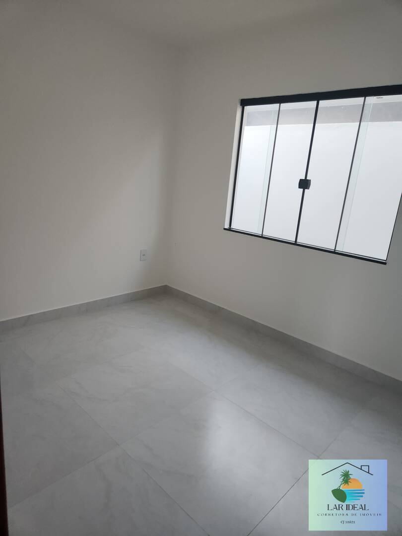 Casa à venda com 3 quartos, 80m² - Foto 14