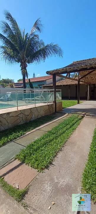 Casa à venda com 4 quartos, 270m² - Foto 3