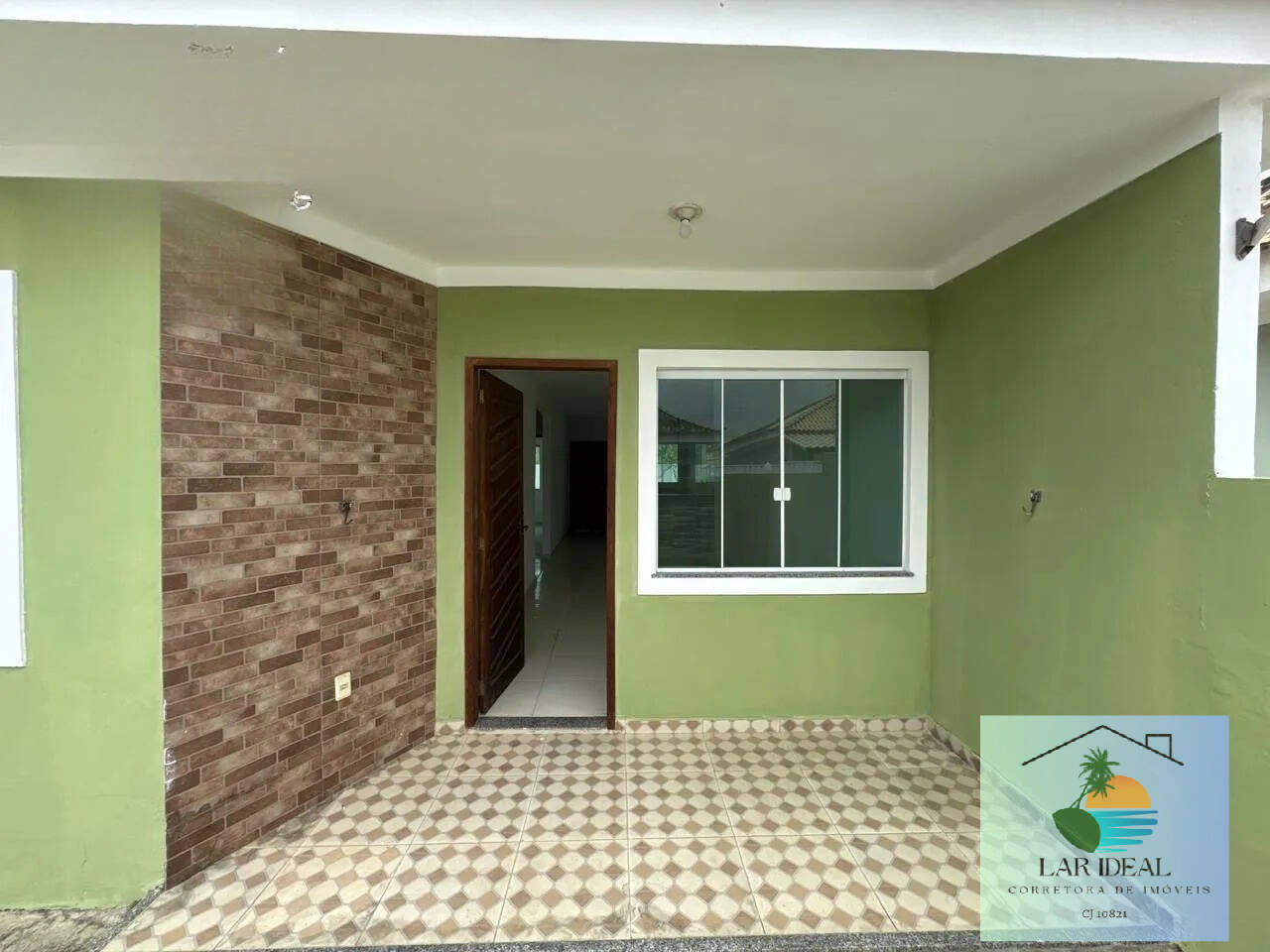 Casa à venda com 4 quartos, 95m² - Foto 2