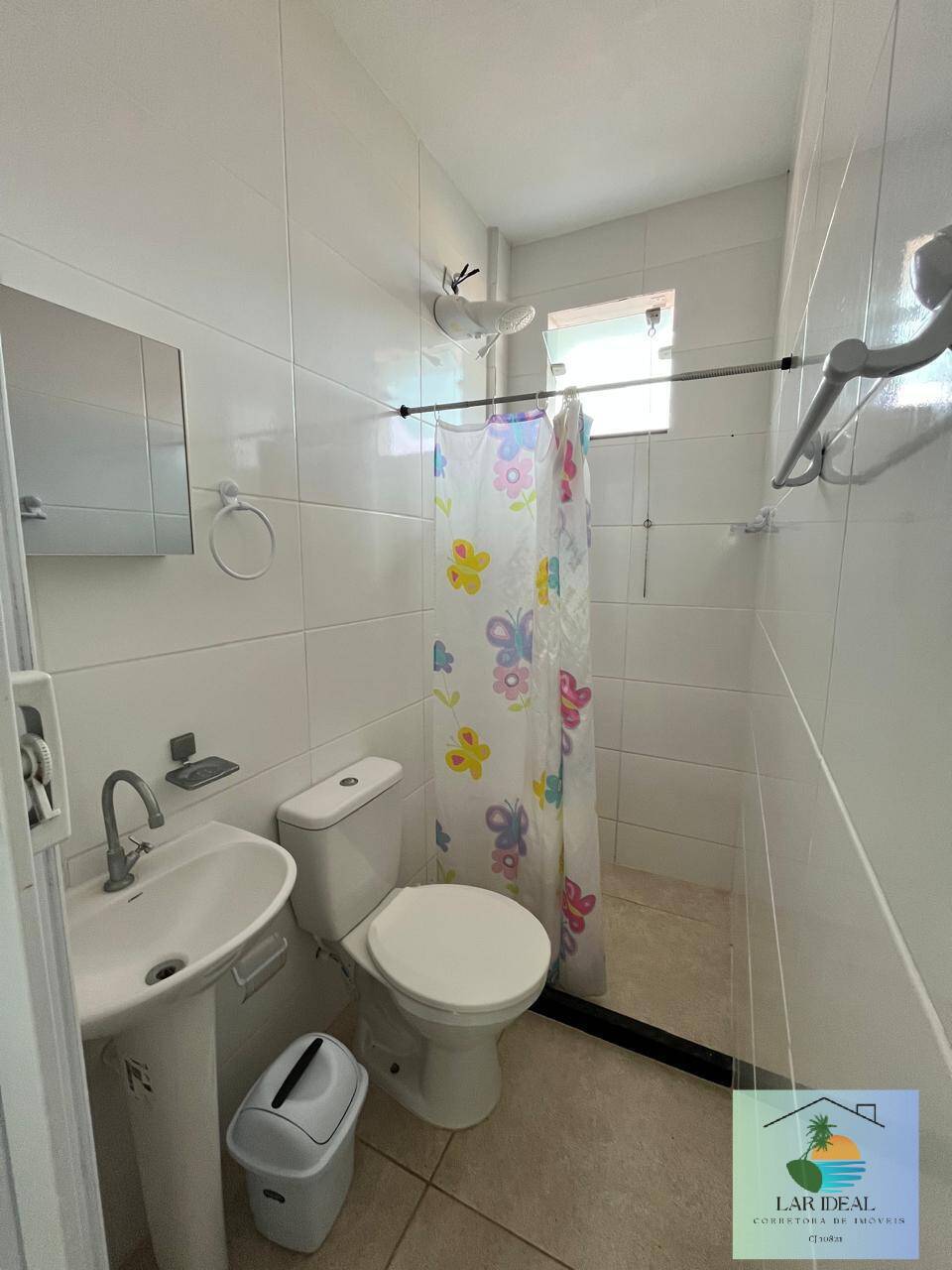 Casa à venda com 2 quartos, 56m² - Foto 14