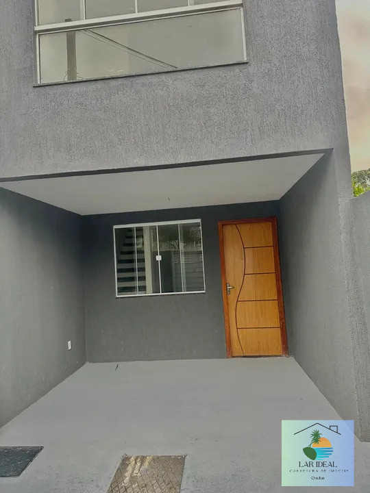 Casa à venda com 2 quartos, 60m² - Foto 1