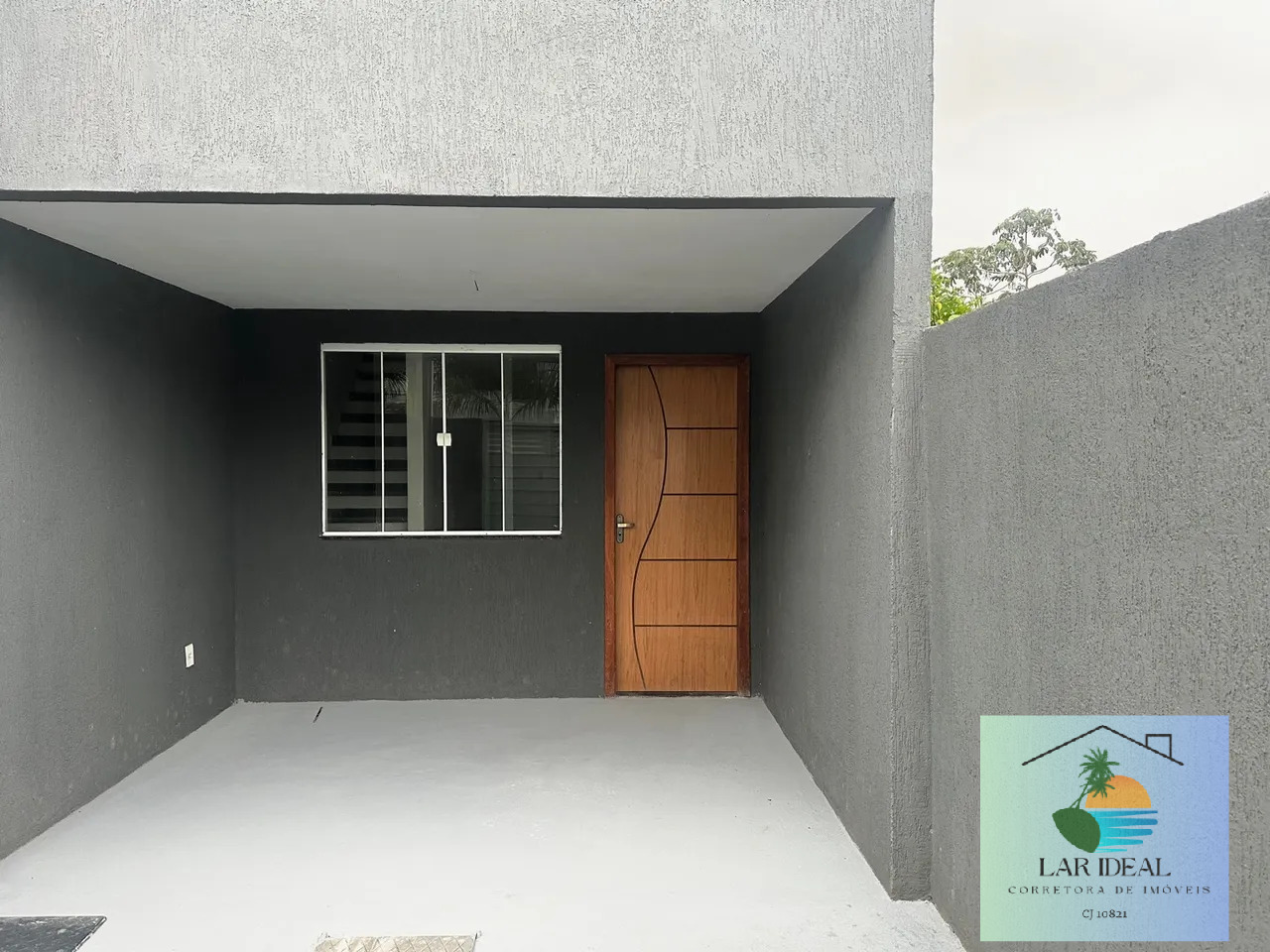 Casa à venda com 2 quartos, 60m² - Foto 2