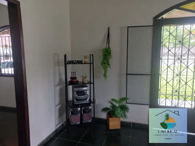 Casa à venda com 3 quartos, 60m² - Foto 10