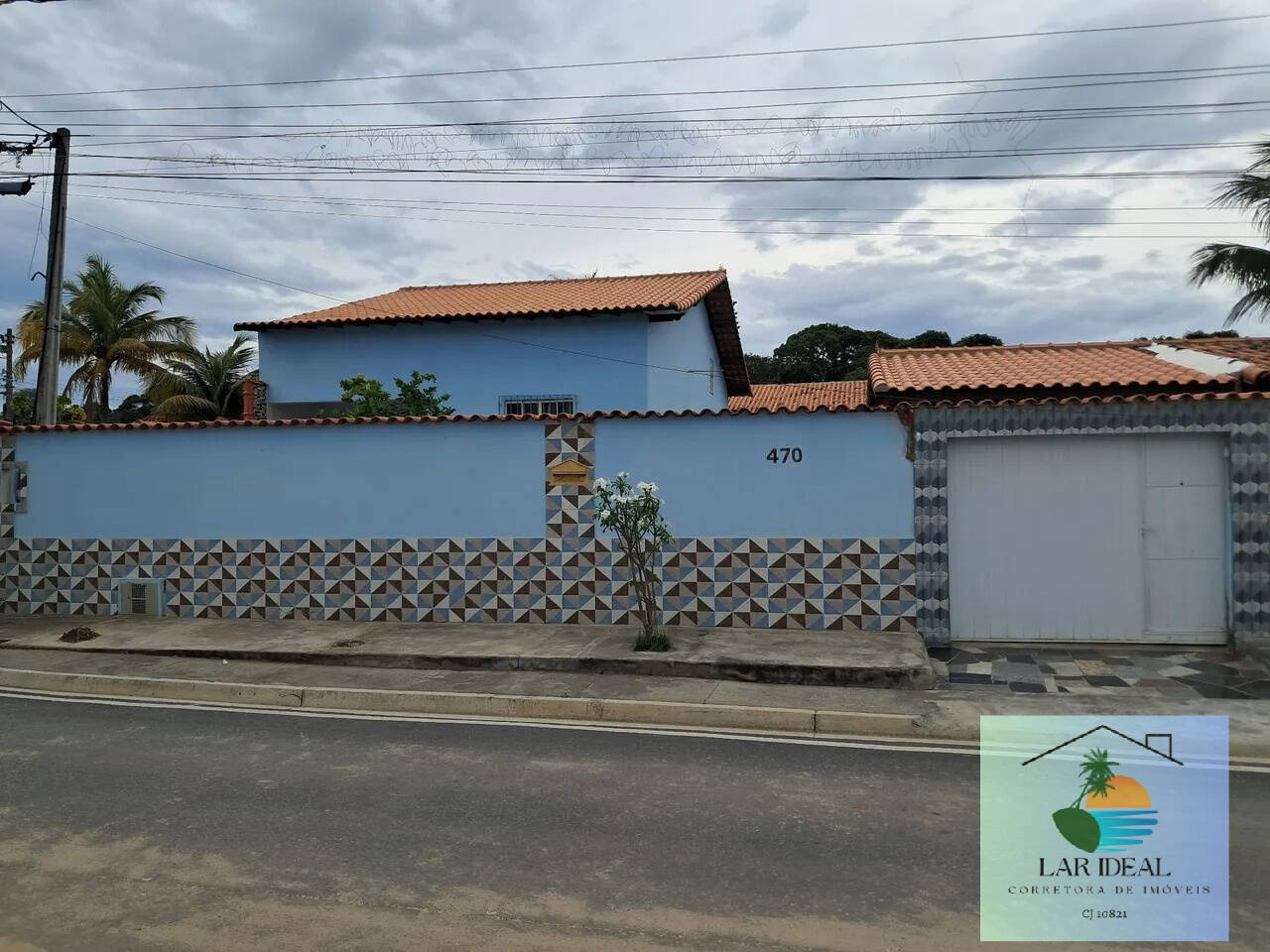 Casa à venda com 2 quartos, 97m² - Foto 1