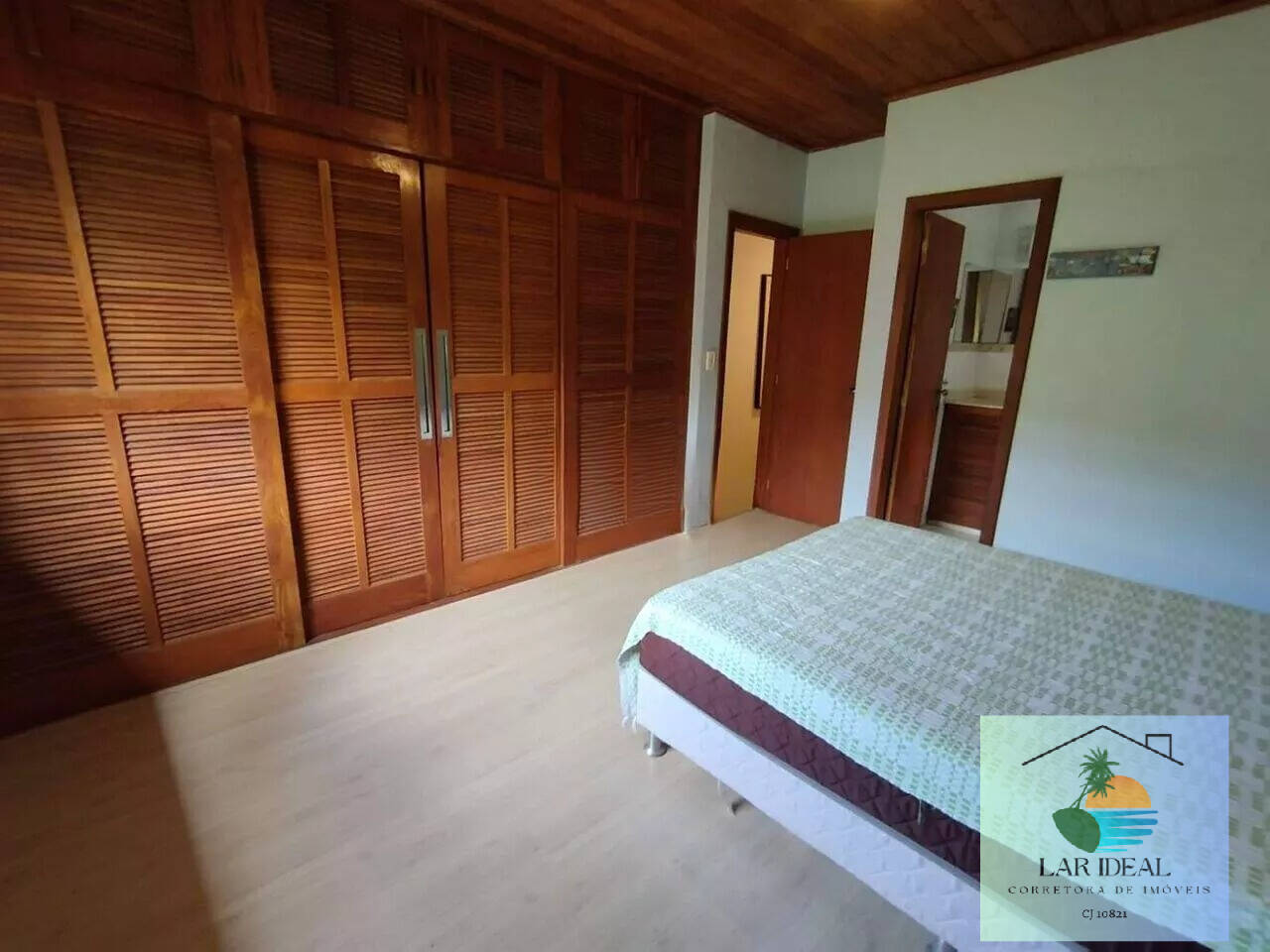 Casa à venda com 3 quartos, 220m² - Foto 20