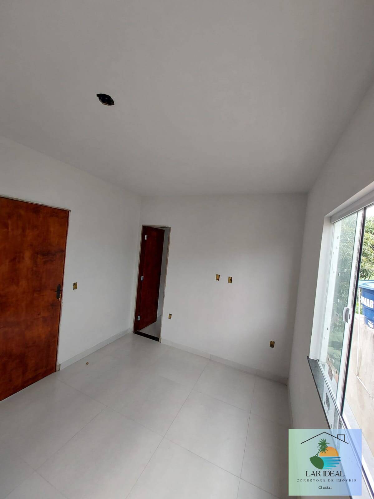 Casa à venda com 2 quartos, 90m² - Foto 5