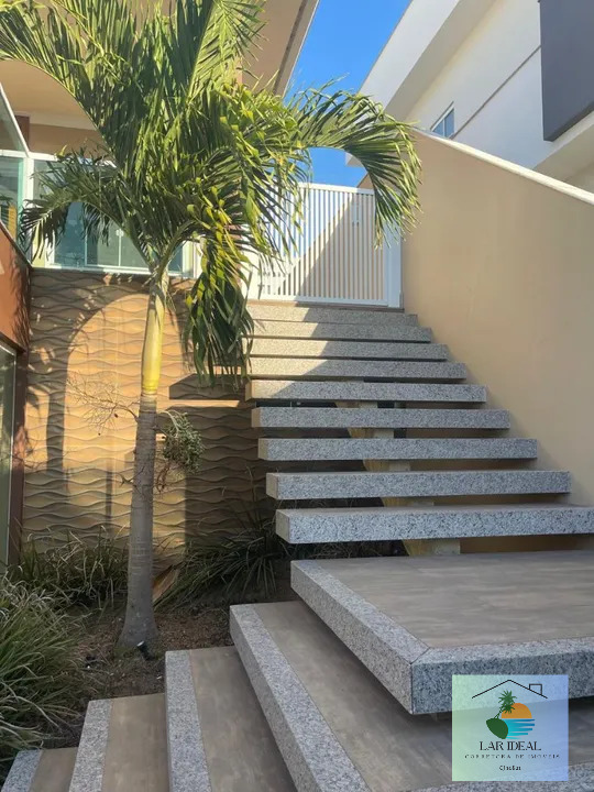 Casa de Condomínio à venda com 4 quartos, 237m² - Foto 2