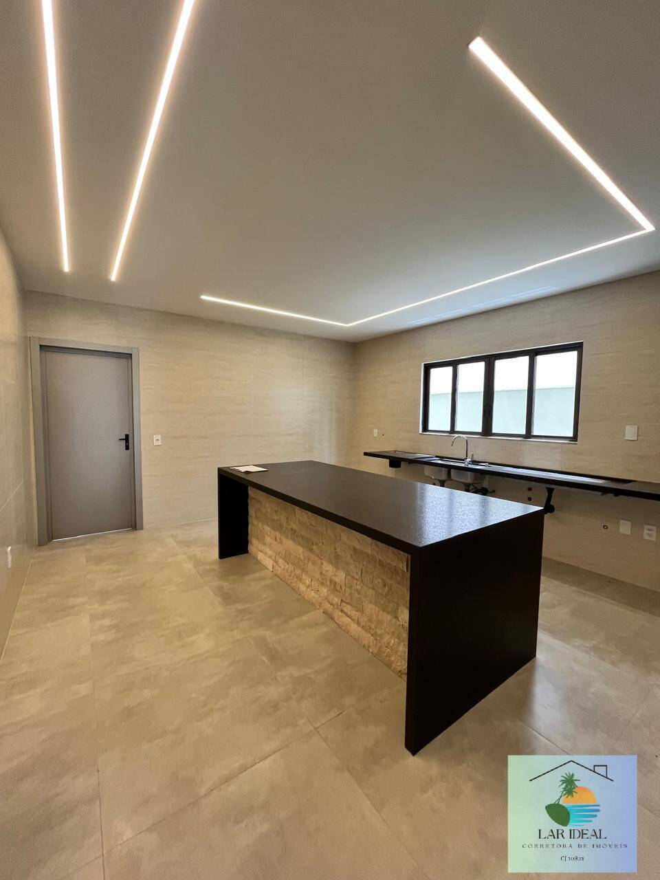 Casa à venda com 3 quartos, 200m² - Foto 16