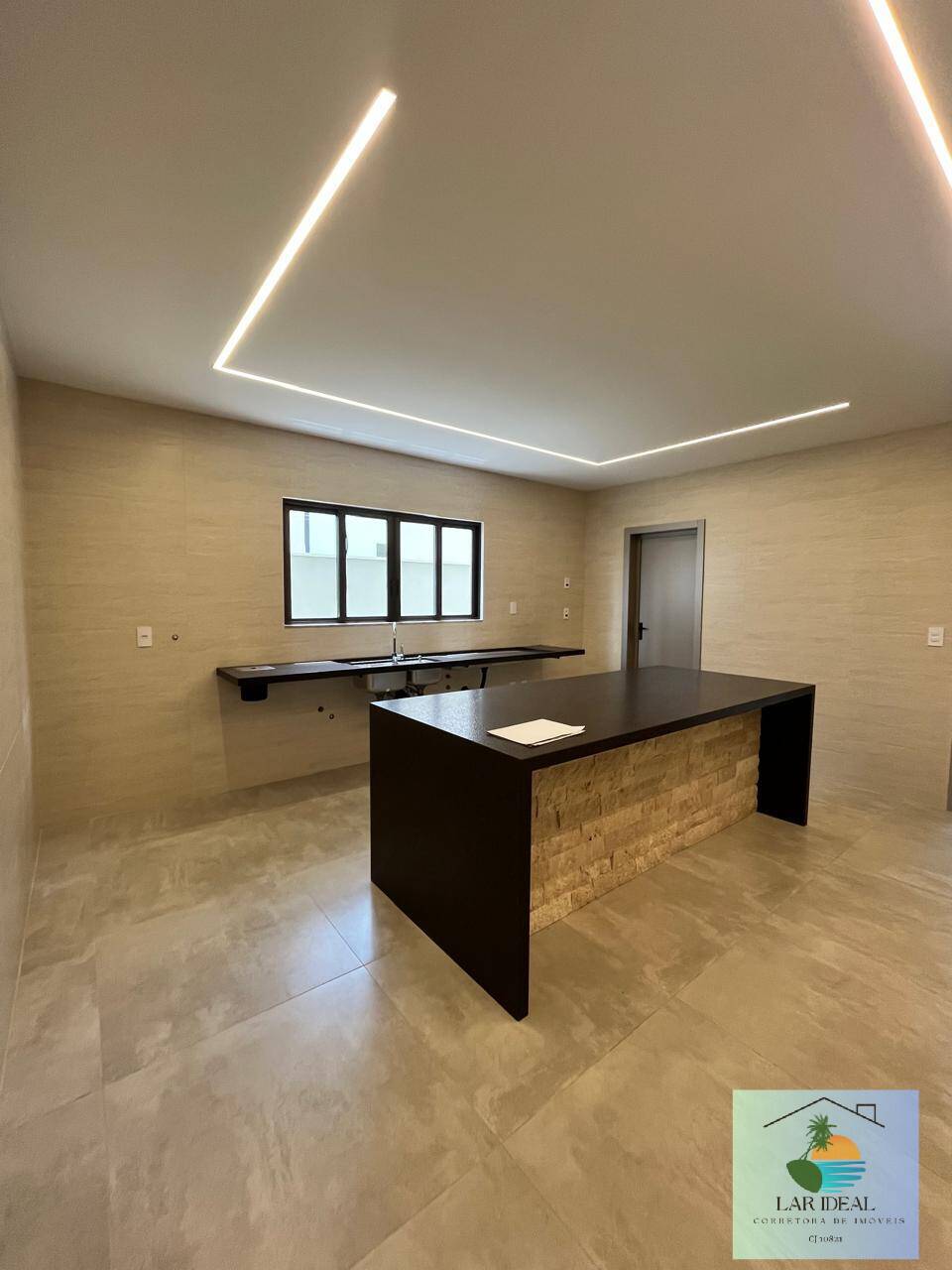 Casa à venda com 3 quartos, 200m² - Foto 18