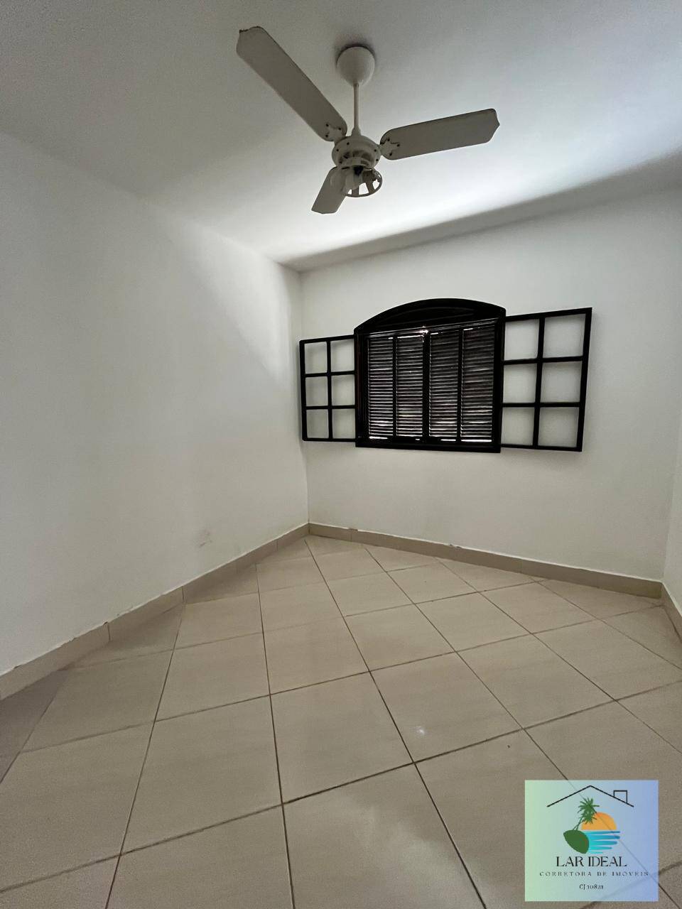 Casa à venda com 3 quartos, 85m² - Foto 14